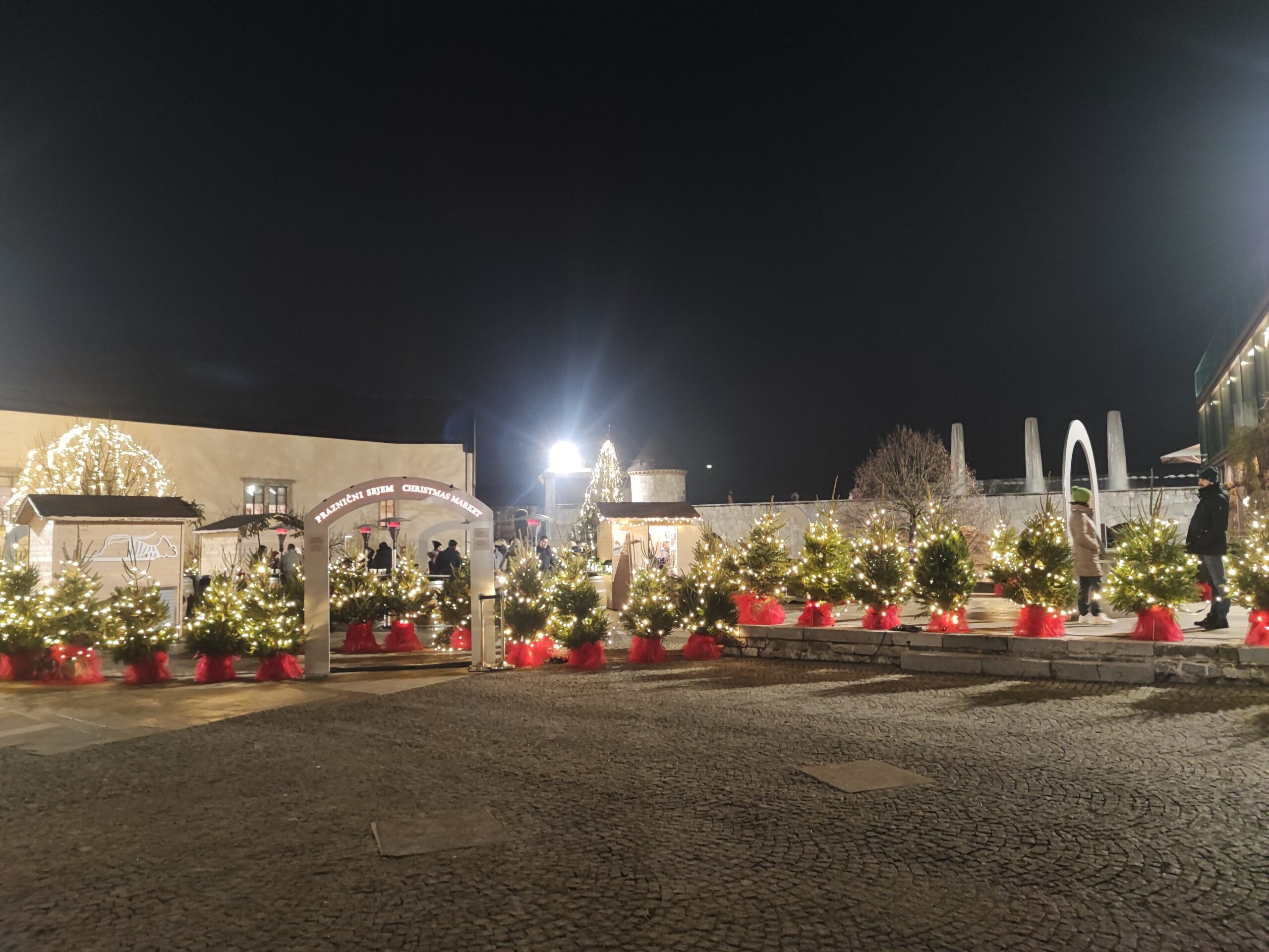 Ljubljanski grad in praznični sejem 2024